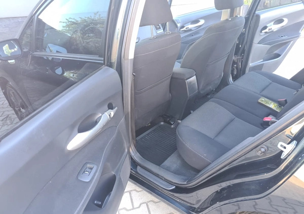 Toyota Auris cena 31900 przebieg: 163000, rok produkcji 2011 z Sławków małe 106